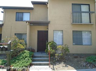 9769 Elmview Dr, Oakland, CA 94603