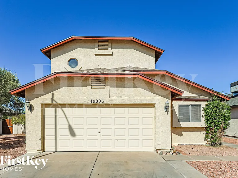 19806 N 47th Ave — Photo 1