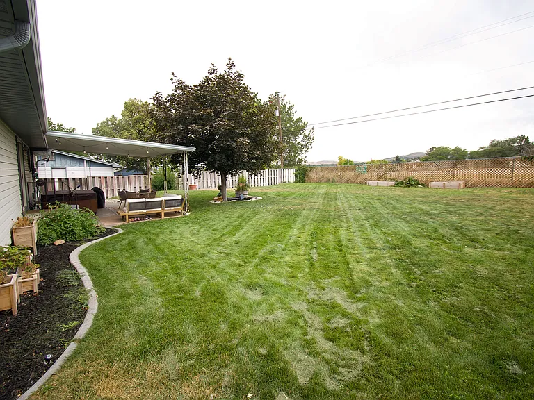 982 Jessie Ave — Photo 45