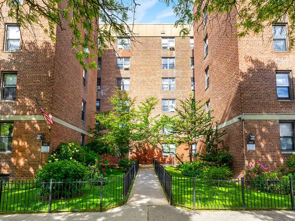 65-35 108th St APT D5, Forest Hills, NY 11375