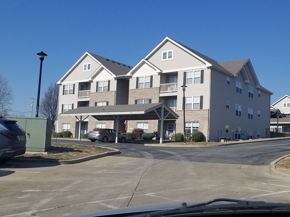 2nd image of 333 Bramblett Hls #333