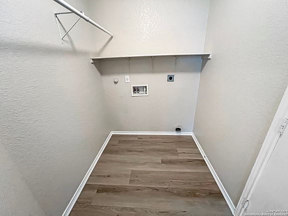 5th image of 11259 VOLLMER LN