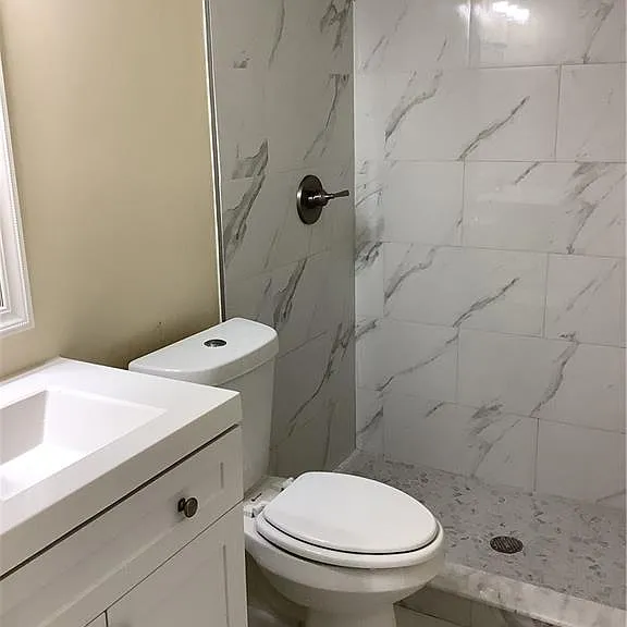 1737 42nd St SW — Photo 10