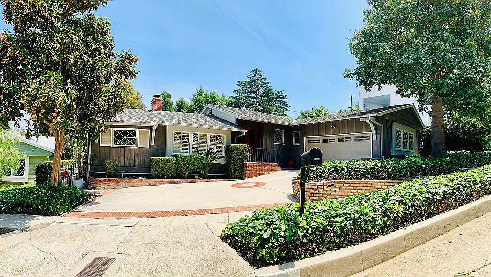 1st image of 3964 Tropical Dr