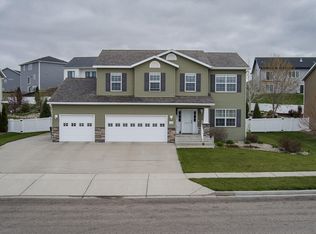 1412 Talon Rd, Bismarck, ND 58503