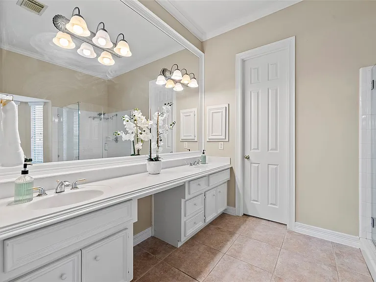 2923 Zachary Bend Ln — Photo 18
