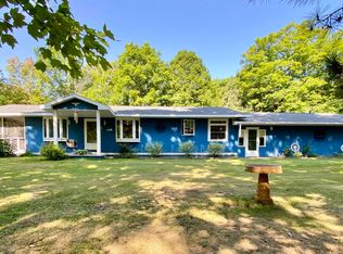682 Cherry Creek Rd, Marquette, MI 49855