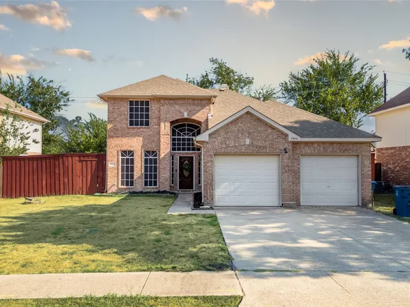 7502 Armstrong Ln, Rowlett, TX 75089