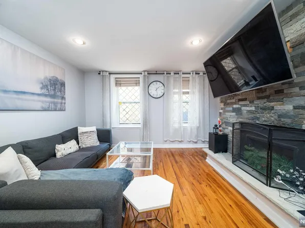 109 Grand Ave APT 1D, Englewood, NJ 07631