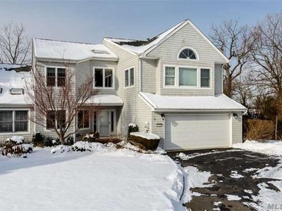 44 Beechwood Ct, Glen Cove, NY, 11542