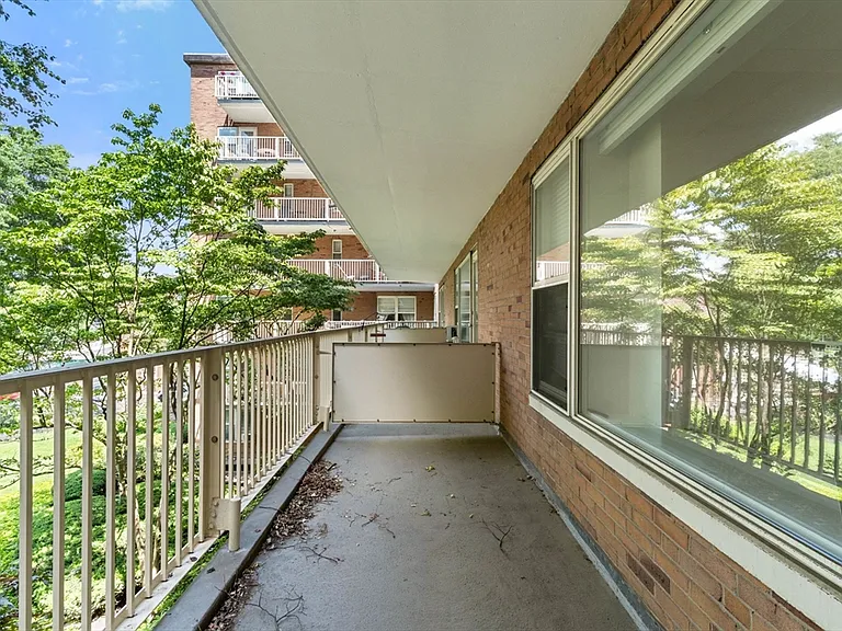 145 Pinckney St #323 — Photo 14