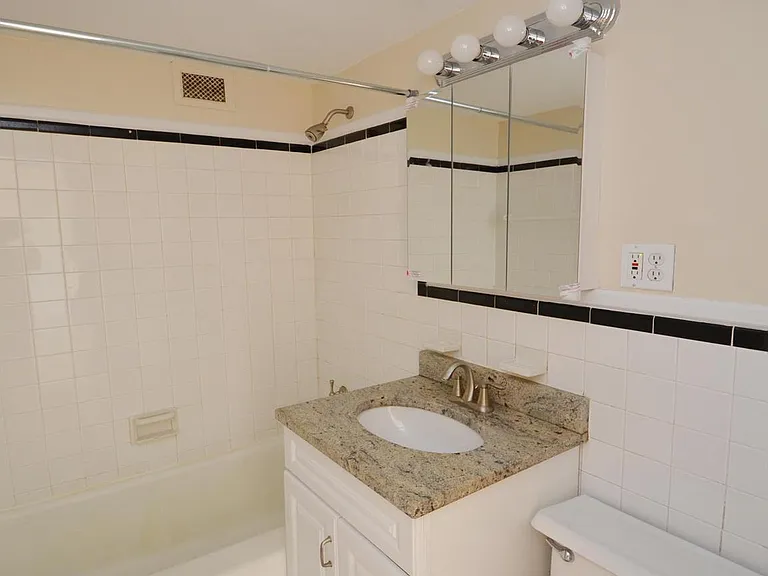 1806 Rittenhouse Sq #18-1109 — Photo 12