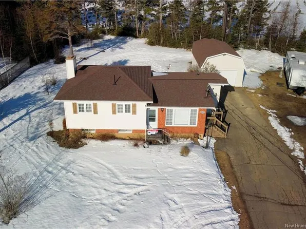 4333 Bellefeuille, Tracadie, NB E1X 1C4