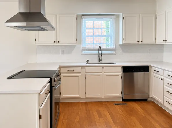 3506 Redstones Rd, Charlotte, NC 28212