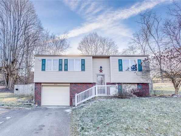 202 Oak St, Manor, PA 15665