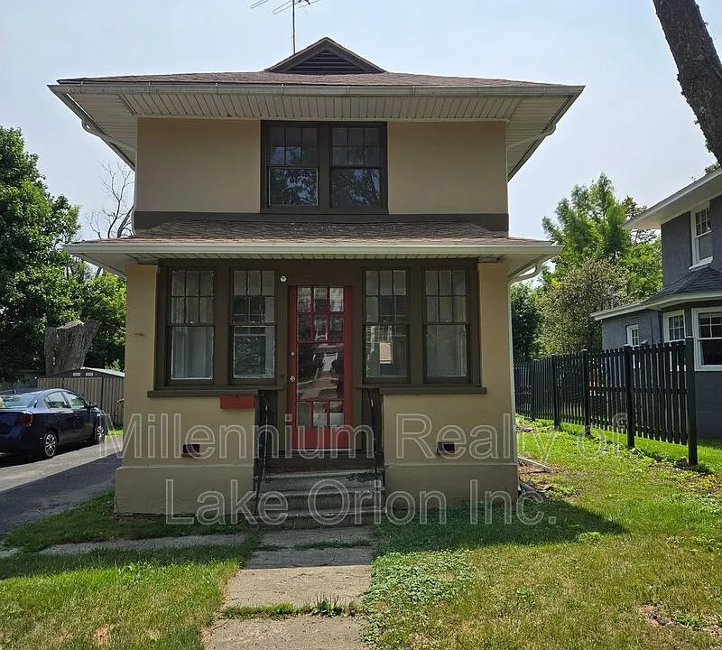 96 Oliver St