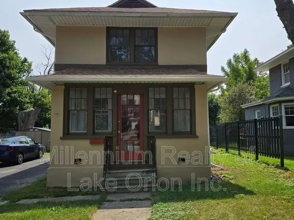 96 Oliver St, Pontiac, MI 48342