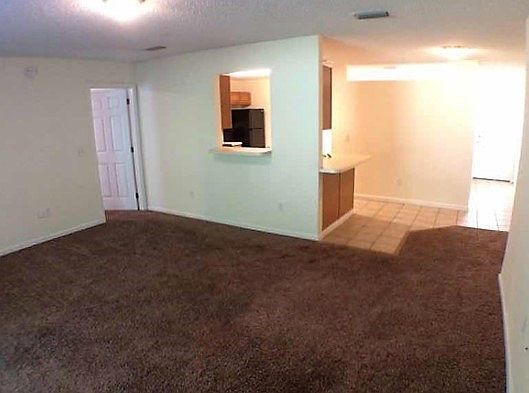 3rd image of 13529 Foxwood Heights Cir E