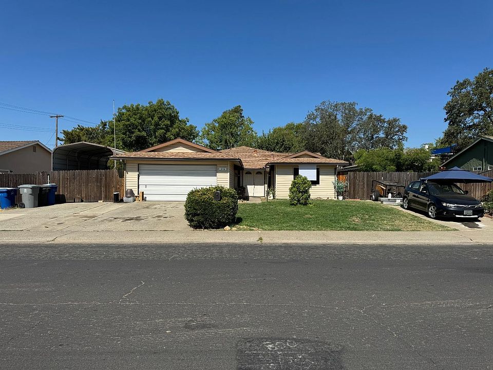 1st image of 216 Montrose Dr