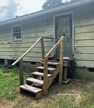 3rd image of 108 Herndon Dr