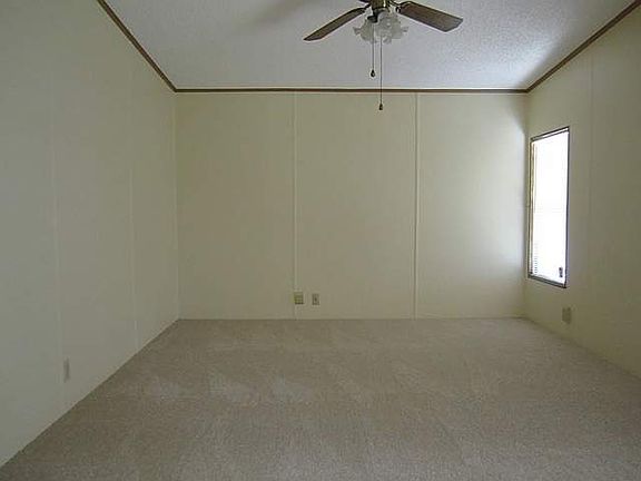 3rd image of 35 Buccaneer Dr