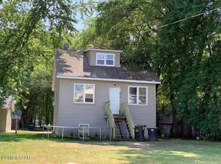 410 2nd St SW, Melrose, MN 56352