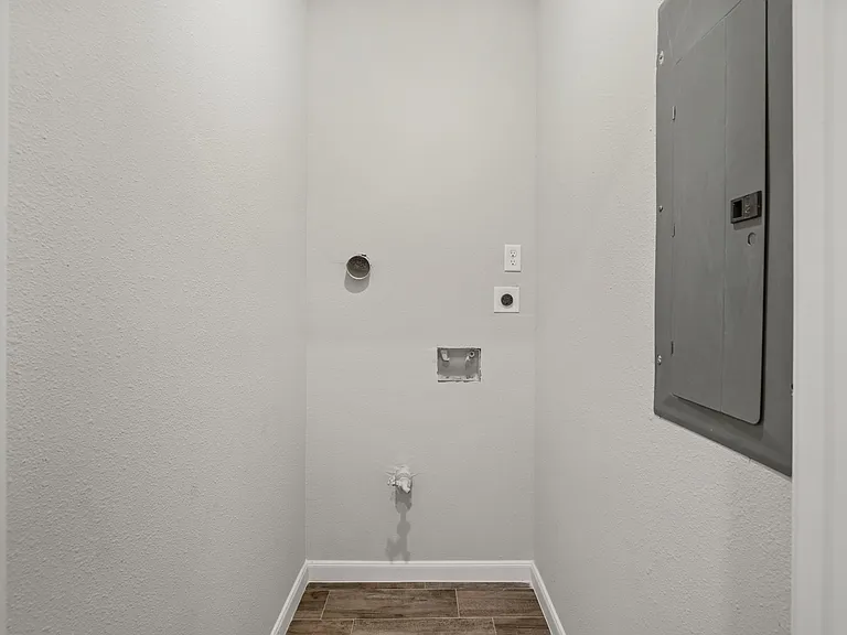 4649 Carmen St #A — Photo 22