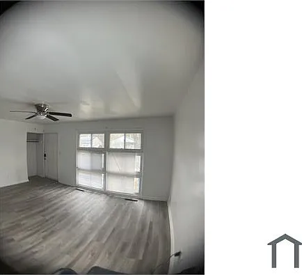3 bed, 948 sqft, $1,300 — Photo 3