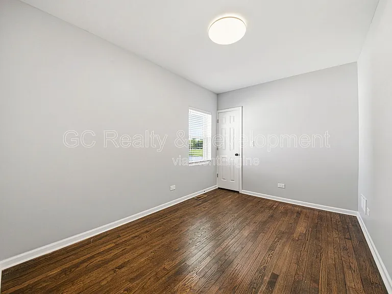 2036 S 1st Ave — Photo 4