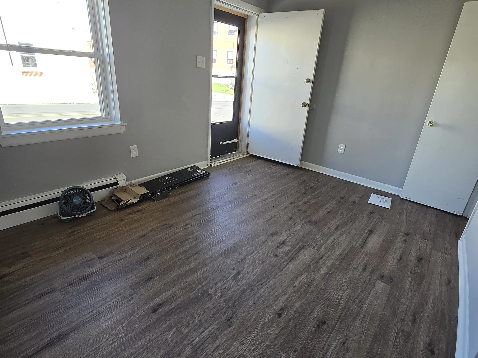 802 Market St — Photo 2