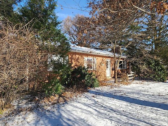 5th image of 4846 Londonderry Rd