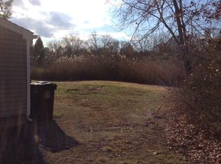 466 Old Providence Rd, Swansea, MA 02777