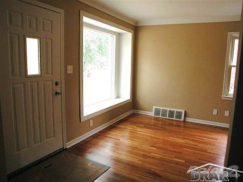 3rd image of 14873 Jonas Ave