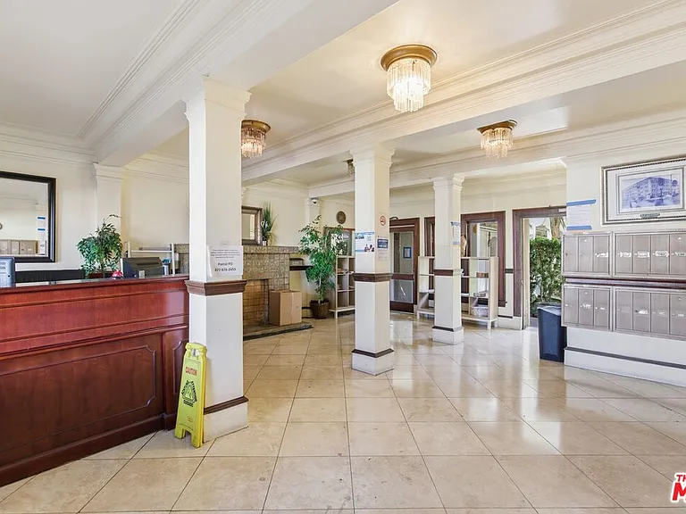 4125 S Figueroa St #403 — Photo 20