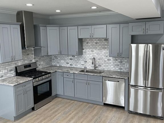 2nd image of 3707 W Belmont Ave