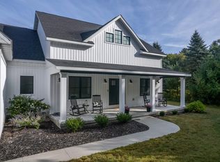 519 E Price Rd, Midland, MI 48642