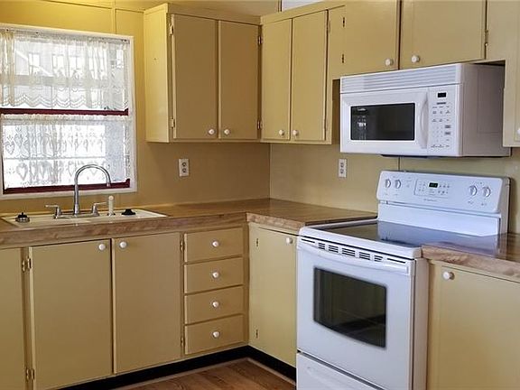 4th image of 1450 Nassau Cir