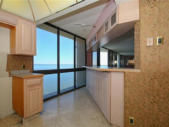5th image of 3301 Bayshore Blvd Unit 1604