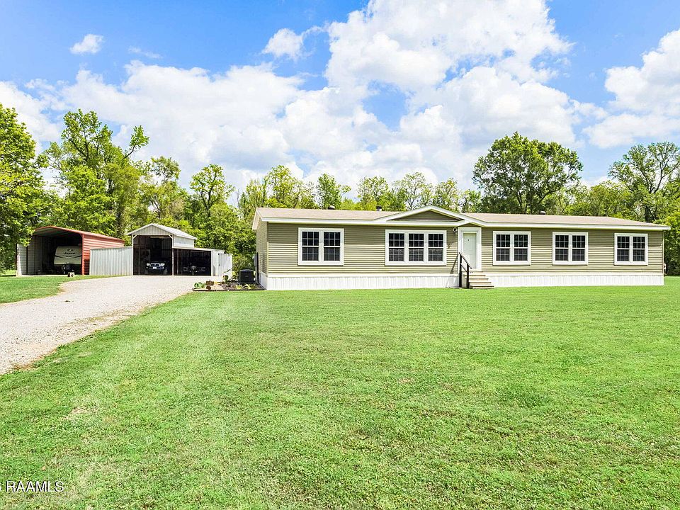 1st image of 111 Lapin Ln