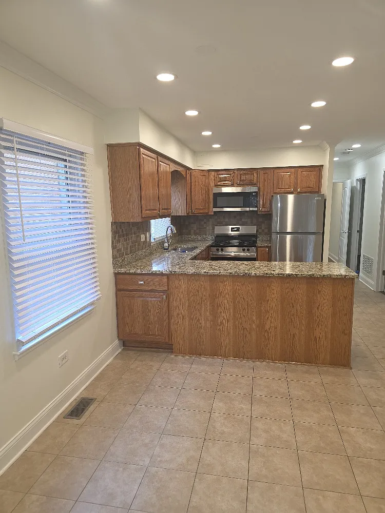 3 bed, 1475 sqft, $2,250 — Photo 1