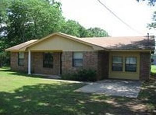 2653 E 2020 Rd, Hugo, OK 74743