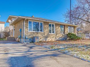 57 Wood St #A, Brantford, ON