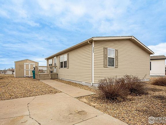 2nd image of 3385 Bluegrass Cir