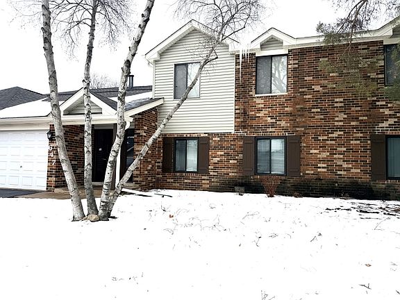 2nd image of 647 Cumberland Trl APT Aa1