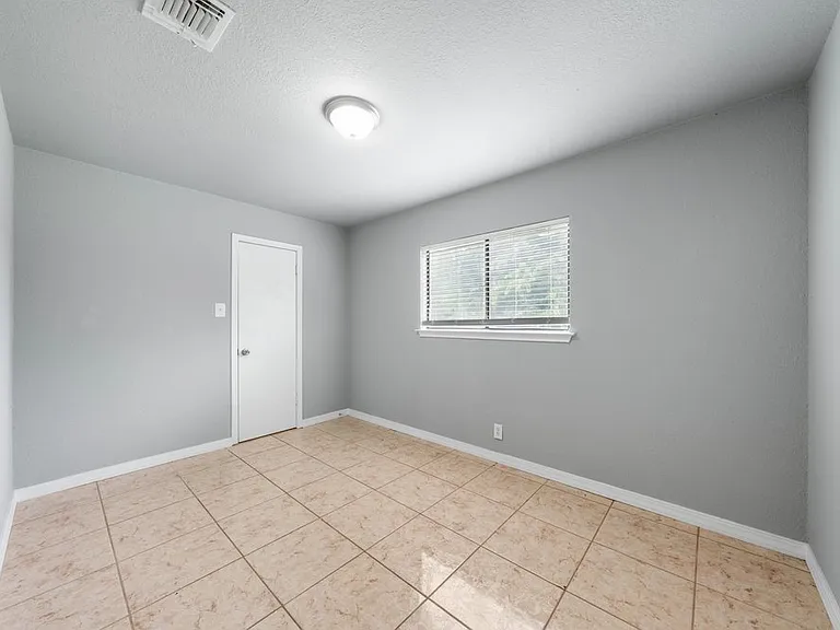 8778 Serene Ridge Dr — Photo 15