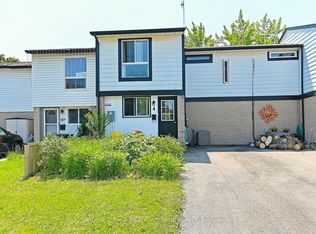 4 Greenfield Sq, Brampton, ON L6S2J3