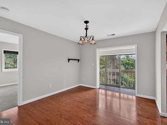 2nd image of 1703 Mount Washington Ct Unit K