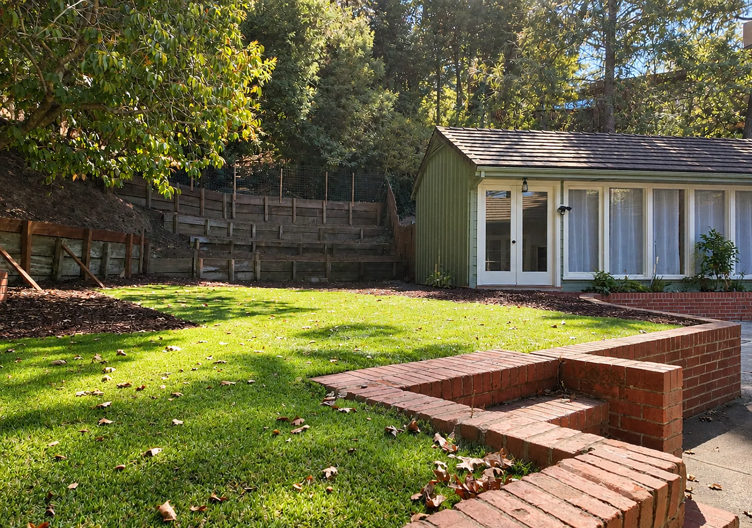 Updated 4x2 on Kentfield-Larkspur Border — Photo 4