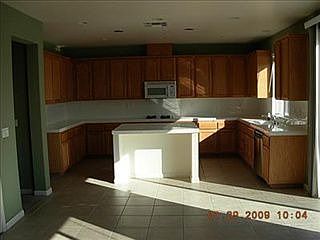 3rd image of 600 Saffron Dr