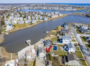 407 1/2 Leslie Ave, Brielle, NJ 08730